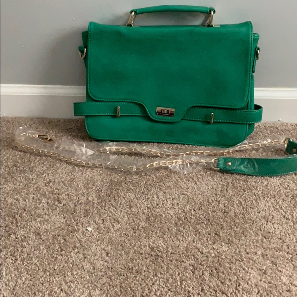 Small Urban Expressions clutch purse